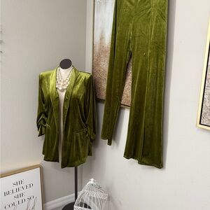 Plus size Green Velvet Blazer and Pants Set 2X